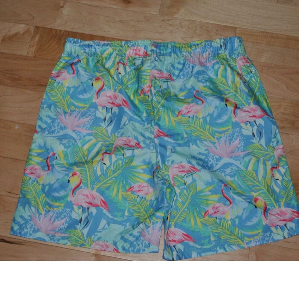 MTV Music Television Official Flamingo Men's swim Shorts  Trunks Size M